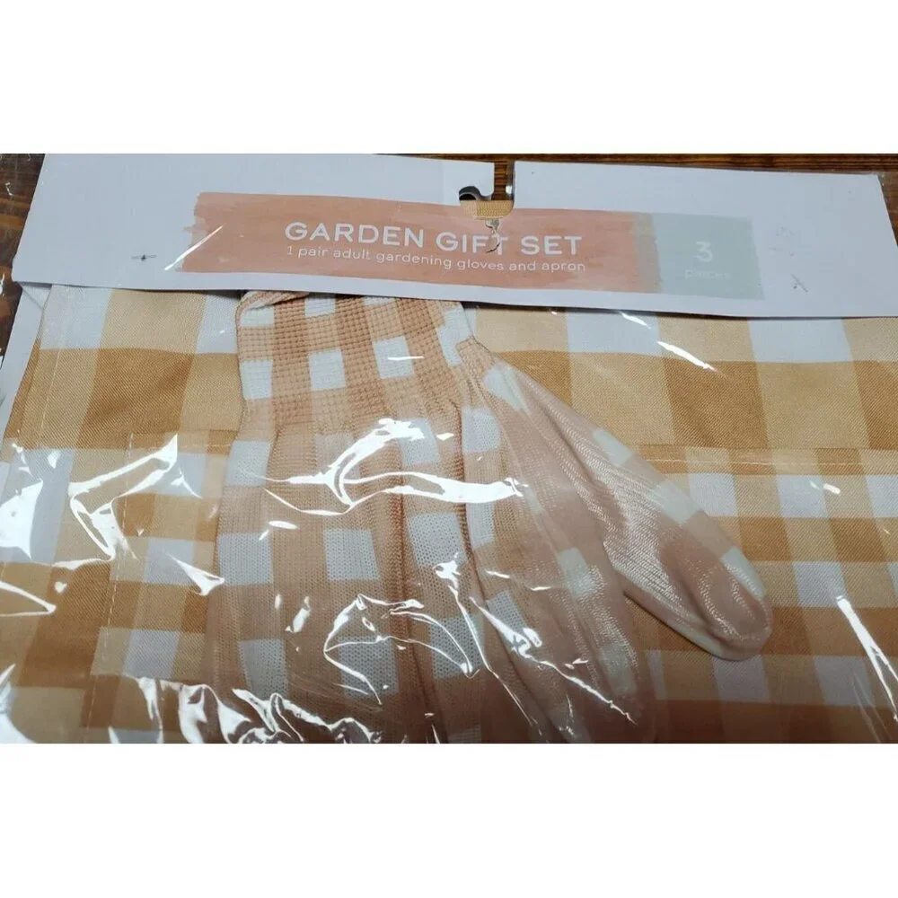 Garden Gift Set Yellow/Orange Gingham Adult Gardening Gloves & Apron